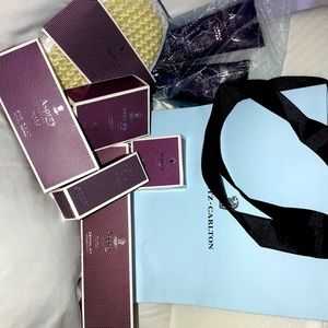 Ritz Carlton 8 piece toilette set w RC gift bag!
